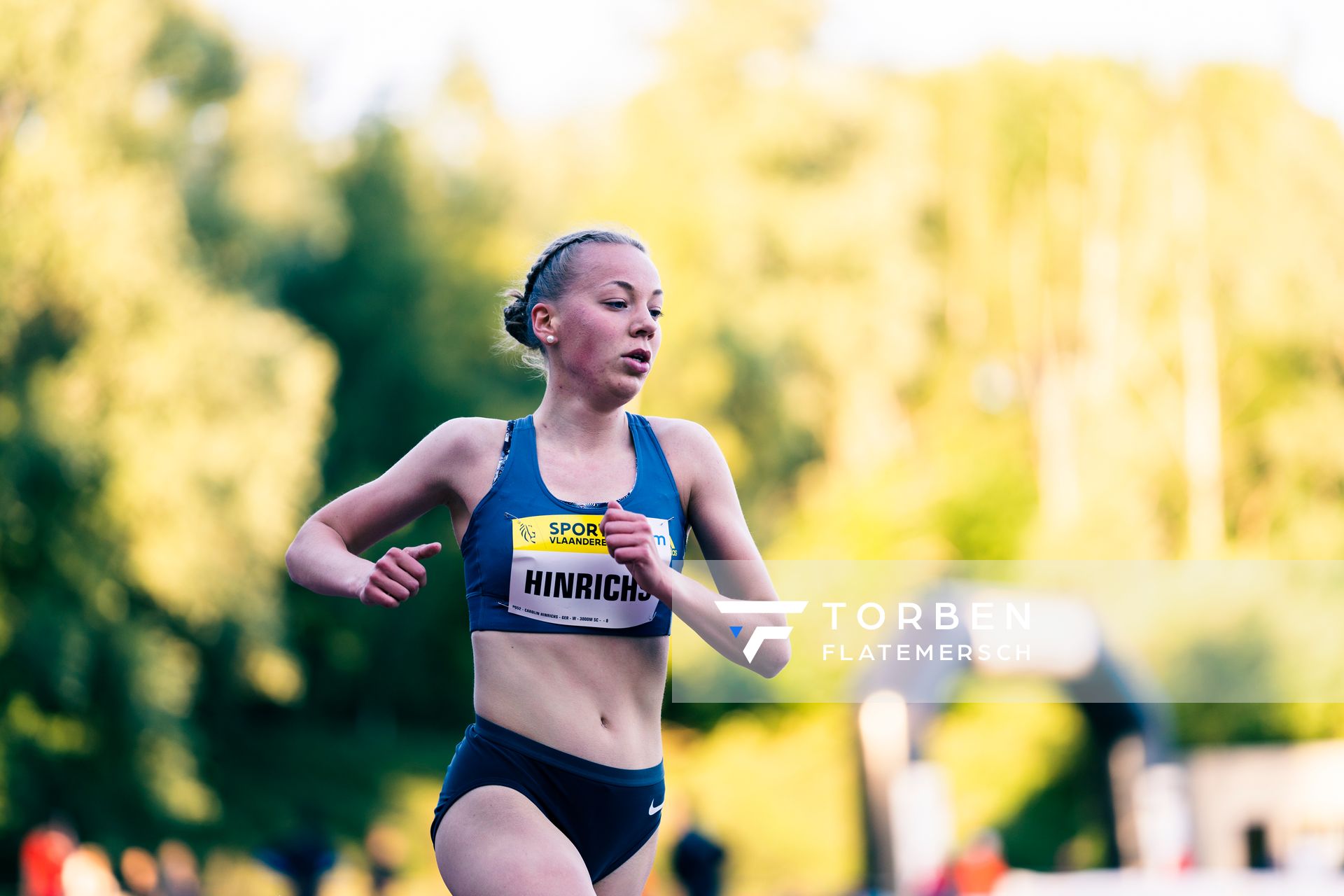 Carolin Hinrichs (VfL Loeningen) ueber 3000m Hindernis am 28.05.2022 waehrend der World Athletics Continental Tour IFAM Oordegem in Oordegem